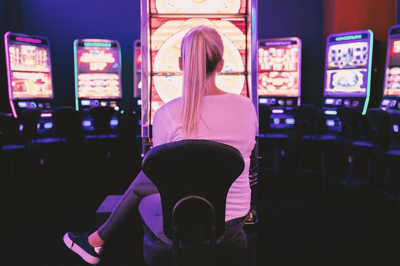 chilli6 Live Tables Slots and Sports Together